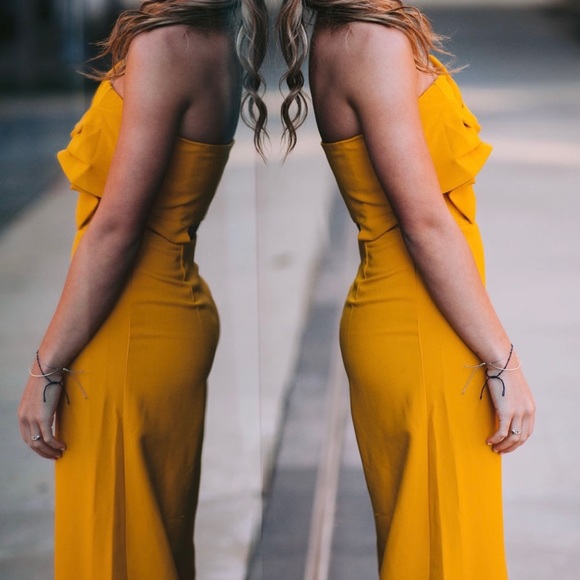 Yellow Ilovelucca jumper - Picture 1 of 2